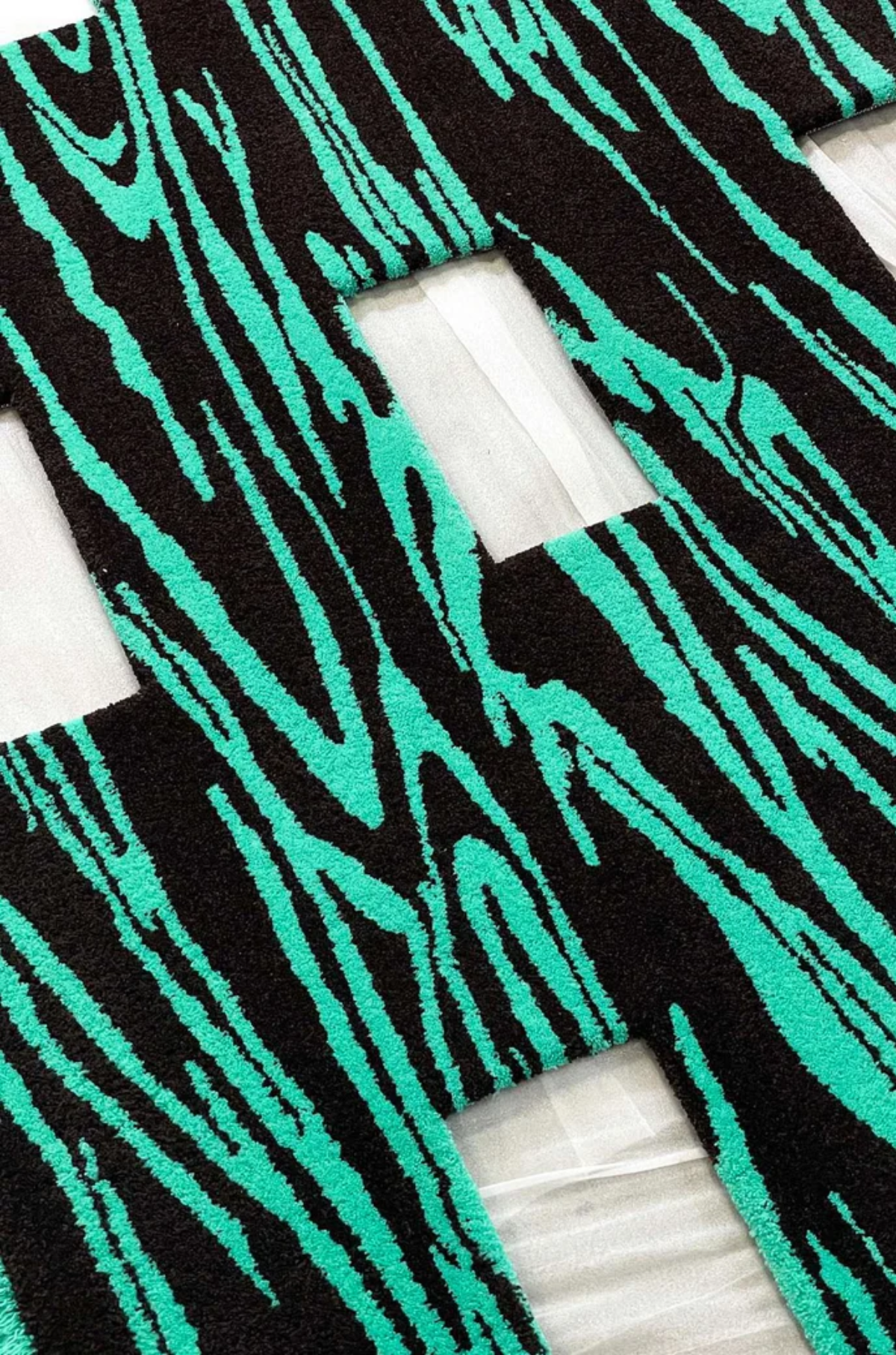 Okej - Rowdy Rug Dark Wood