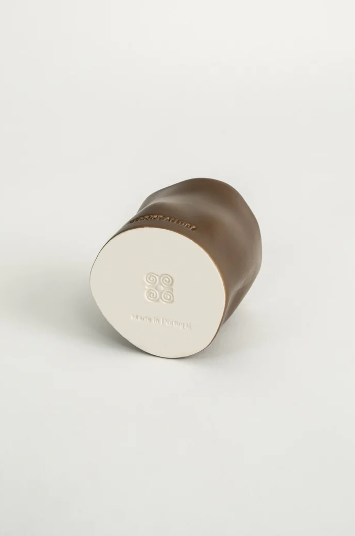 Harriet Allure - Tartu Candle