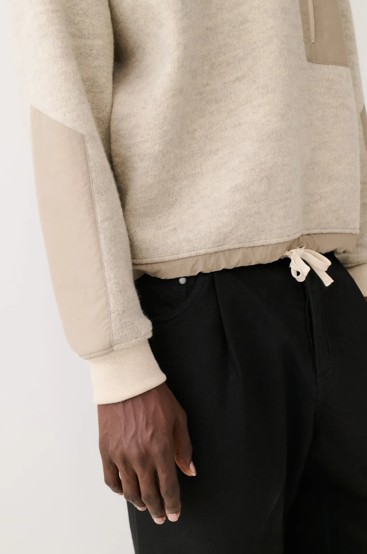 A Kind of Guise - Egoa Crewneck Sandstorm