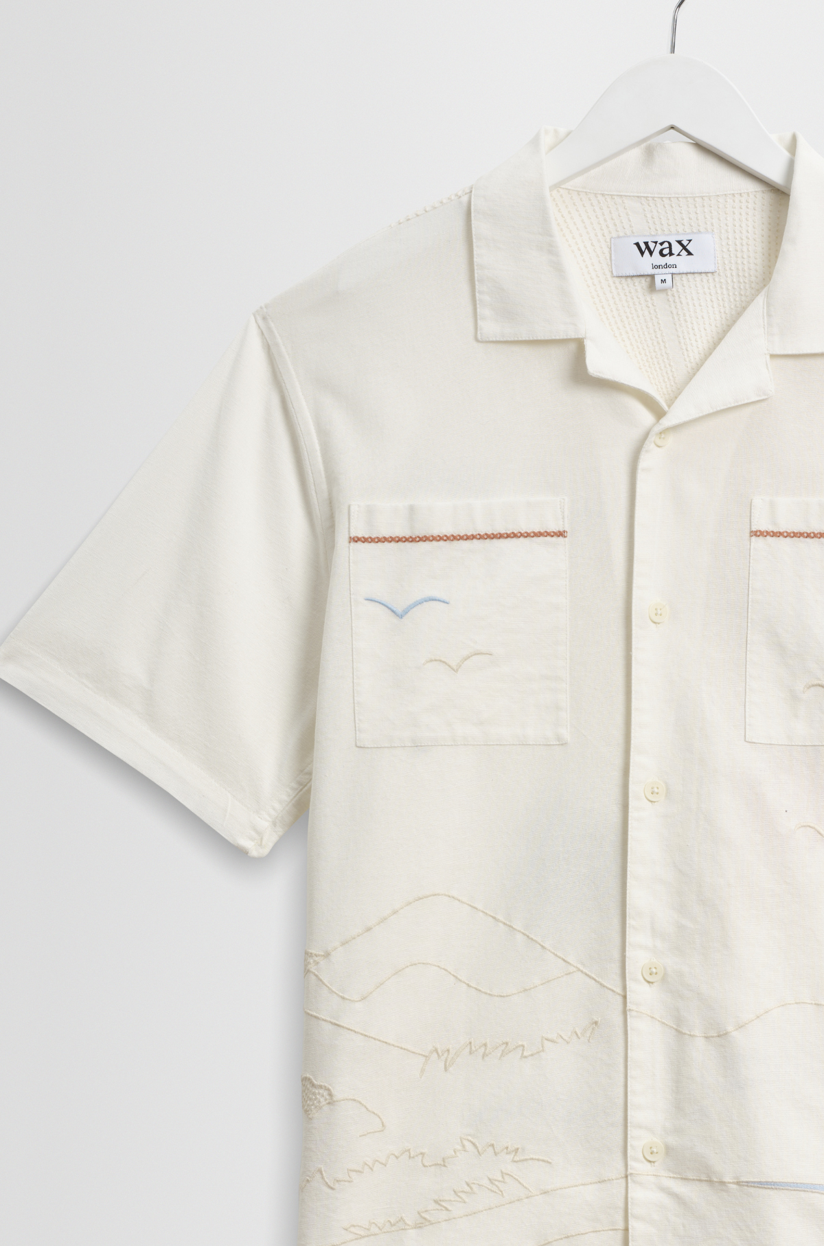 Wax London - Didcot SS Shirt Summer Back Applique Ecru