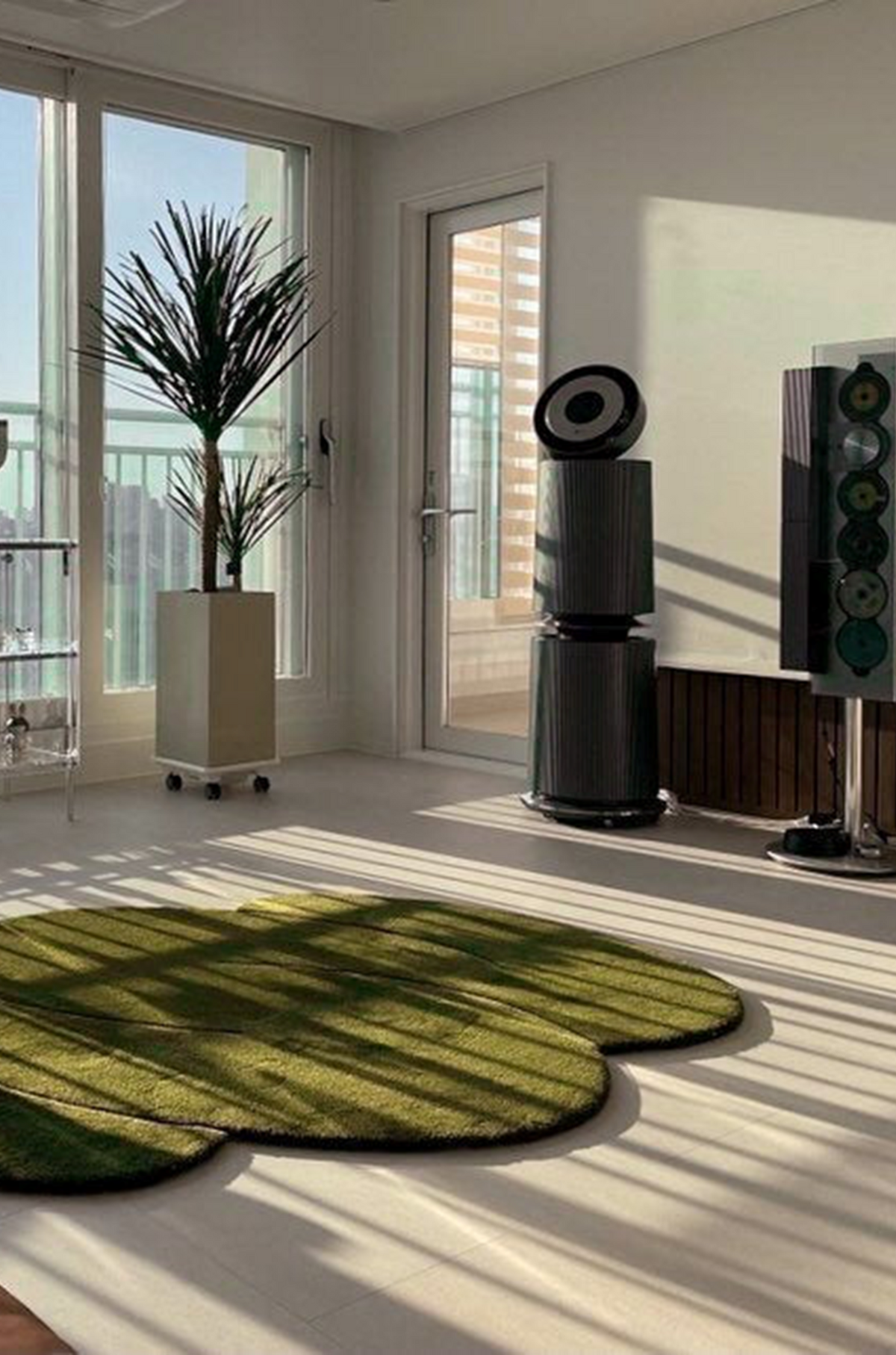 Okej - Moss Green Squiggle Rug