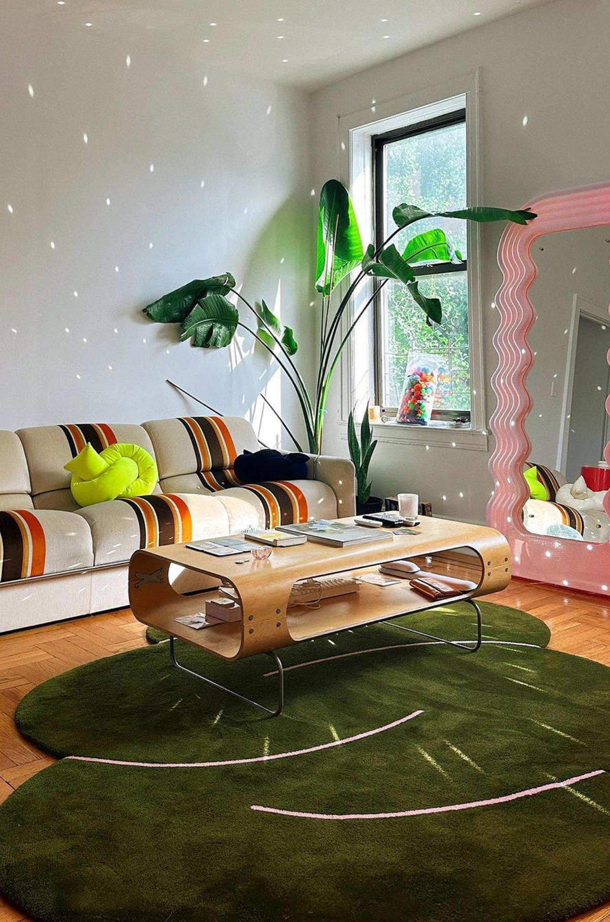 Okej - Moss Green Squiggle Rug