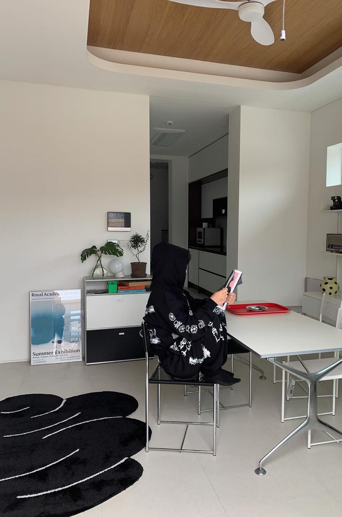 Okej - Squiggle Rug Midnight Black