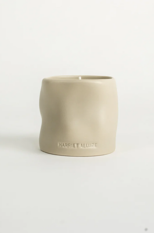 Harriet Allure - Ama Candle