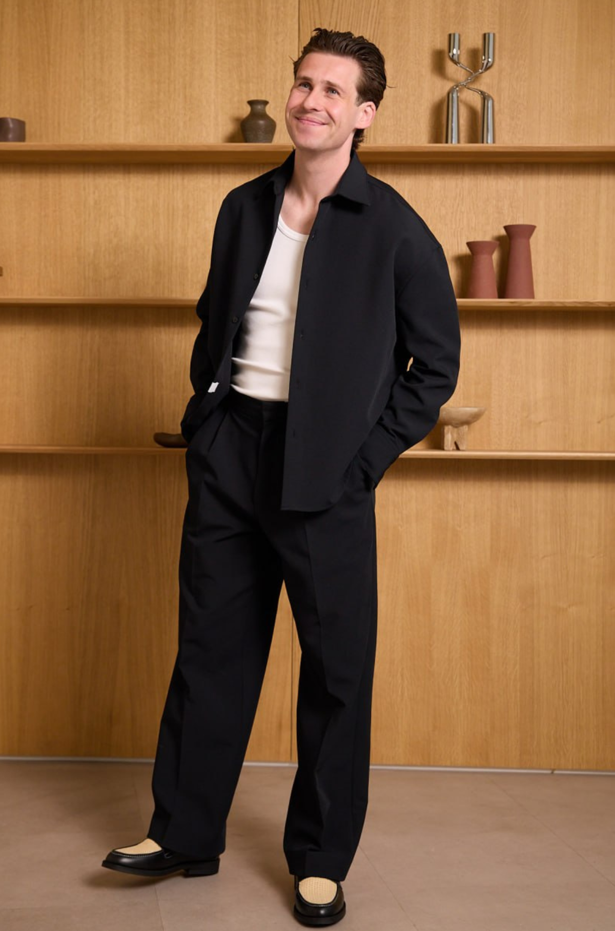 Studio Seidensticker - Gender Neutral Cropped Shirt Black