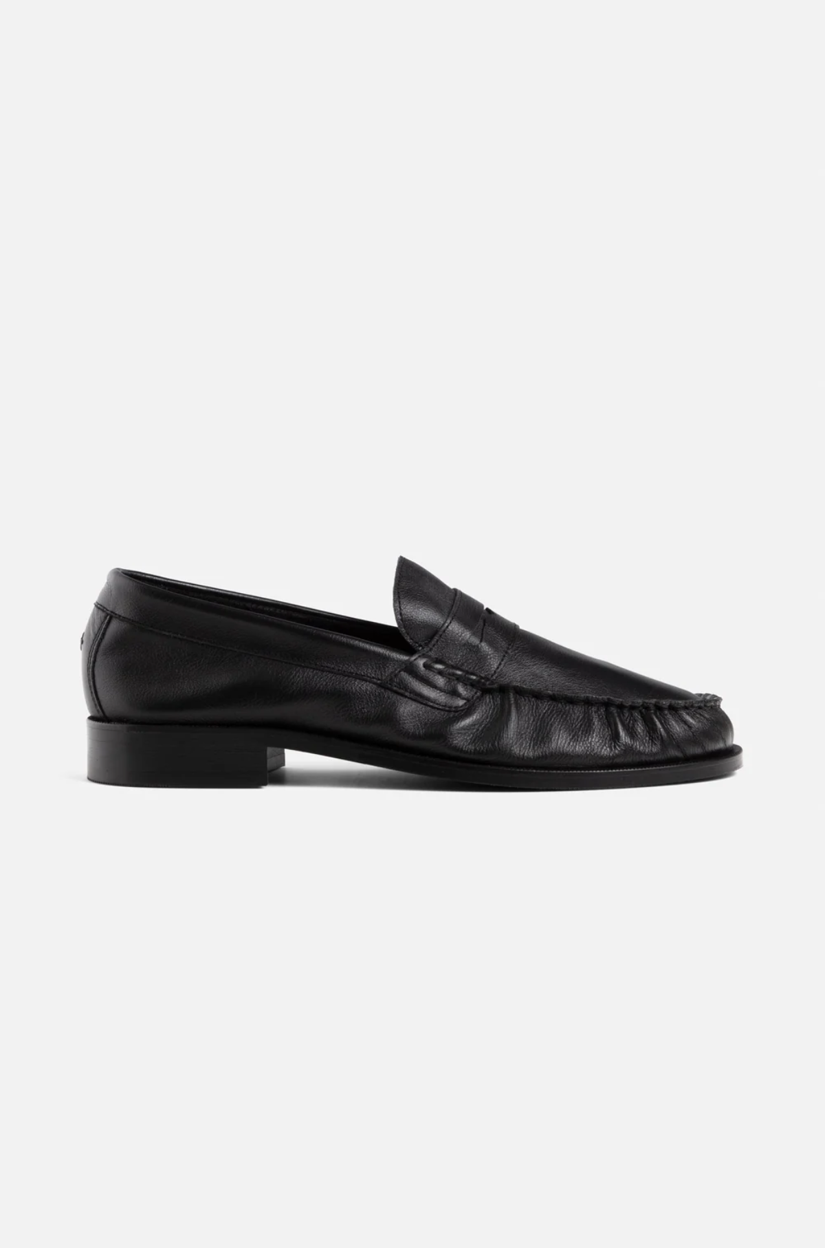 Duke & Dexter - Ezra Black Pleated Penny Loafer