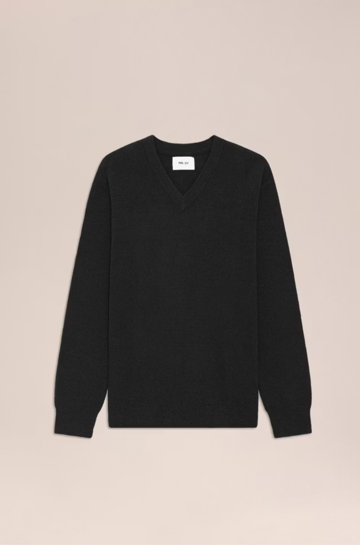 NN07 - Danny V Neck Black